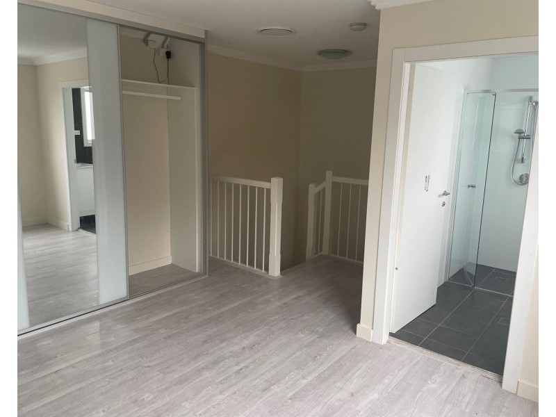 6/6-8 Rosemont Street North, Punchbowl NSW 2196