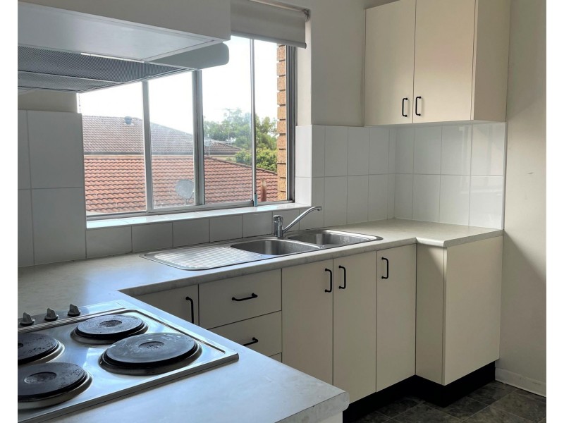 1/17 Dunmore Street, Croydon Park NSW 2133
