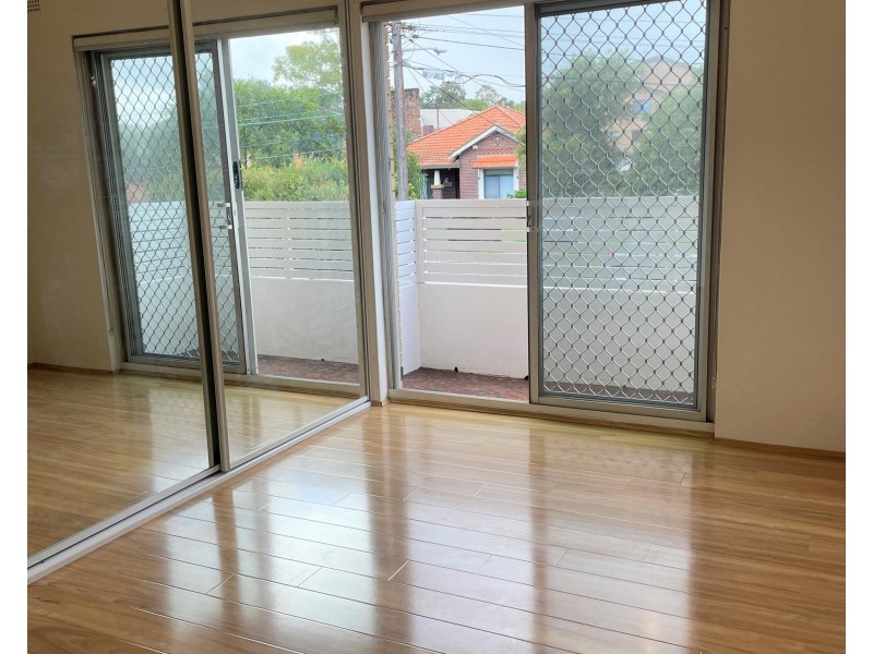 1/17 Dunmore Street, Croydon Park NSW 2133