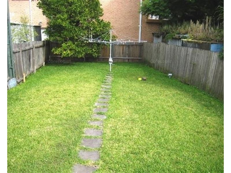 9 River Street, Earlwood NSW 2206