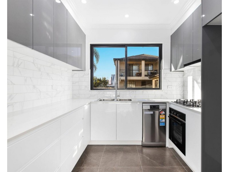 8A Herbert Street, Bankstown NSW 2200