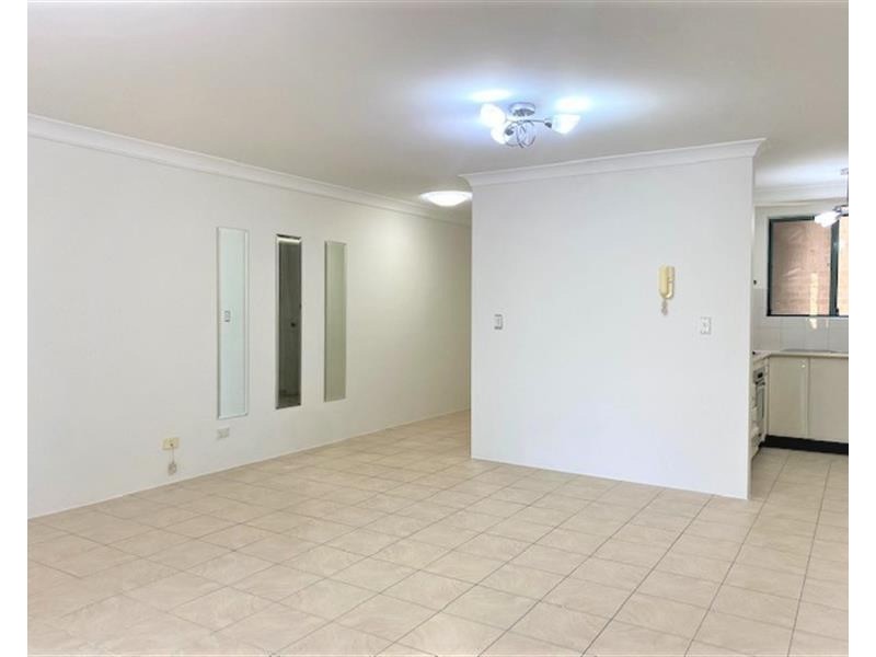 6/8-10 Chertsey Avenue, Bankstown NSW 2200