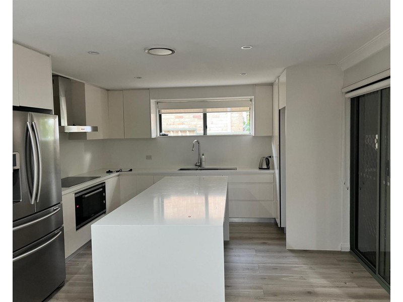 1/334 Roberts Road, Greenacre NSW 2190