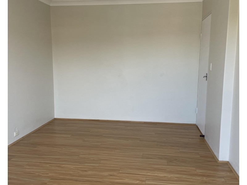 2/17 Dunmore Street, Croydon Park NSW 2133