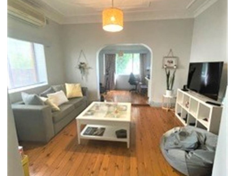 19 Banks Street, Monterey NSW 2217