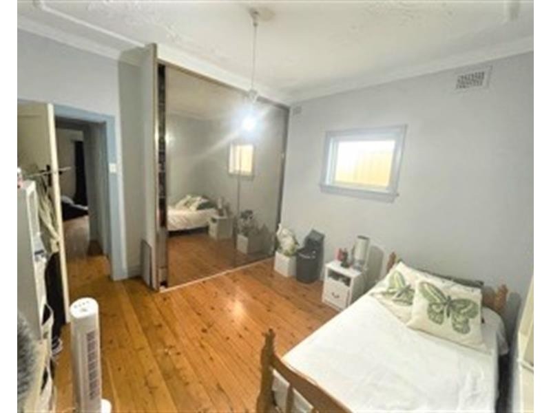 19 Banks Street, Monterey NSW 2217