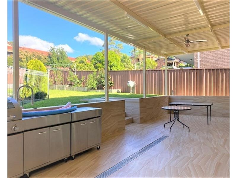 3 Pennington Avenue, Georges Hall NSW 2198