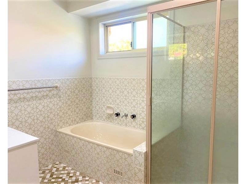 3 Pennington Avenue, Georges Hall NSW 2198