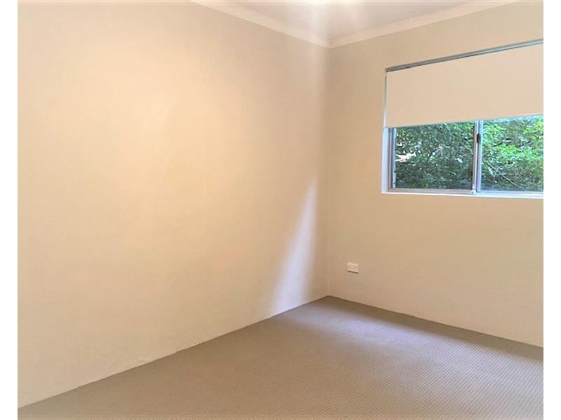 2/39 Meadow Crescent, Meadowbank NSW 2114