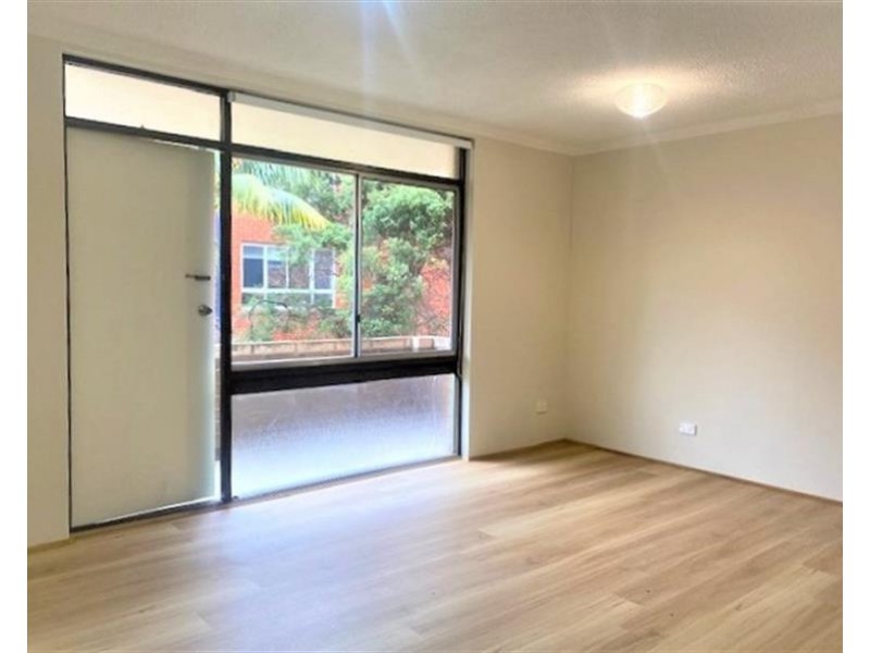 2/39 Meadow Crescent, Meadowbank NSW 2114