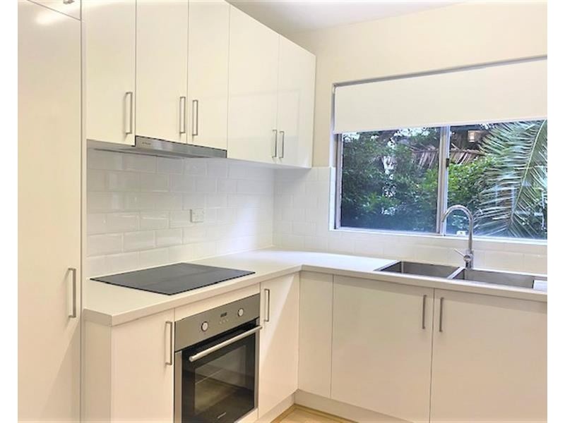 2/39 Meadow Crescent, Meadowbank NSW 2114