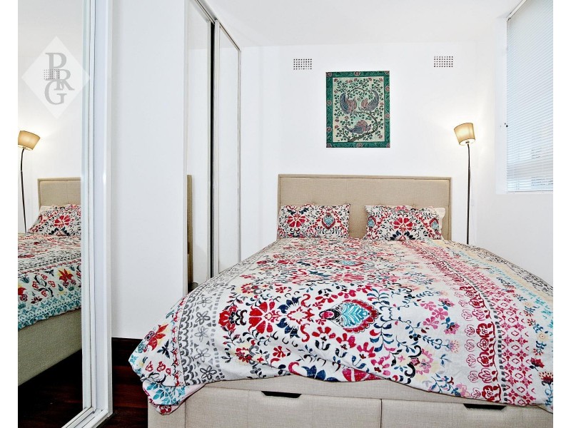 2/18 Clifford Street, Mosman NSW 2088