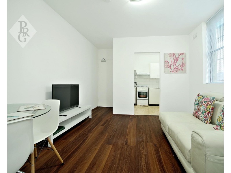 2/18 Clifford Street, Mosman NSW 2088