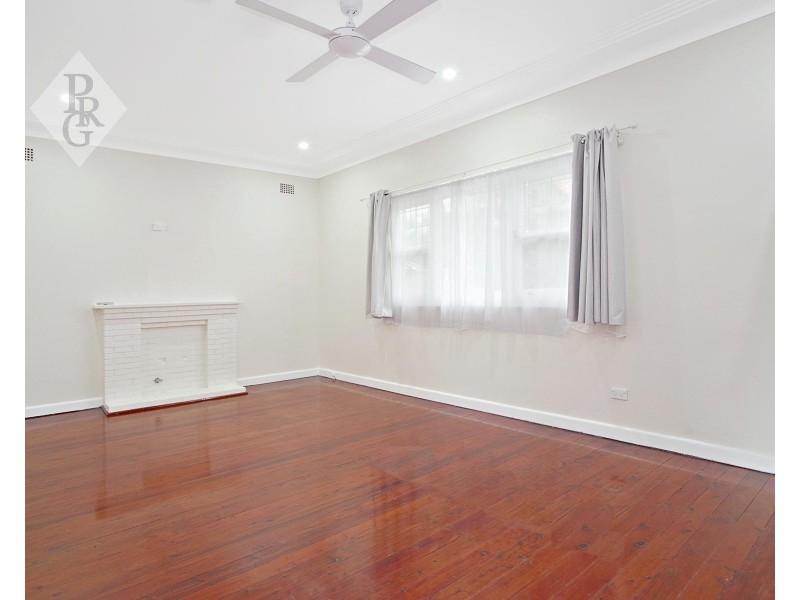 82 Carrisbrook Avenue, Punchbowl NSW 2196