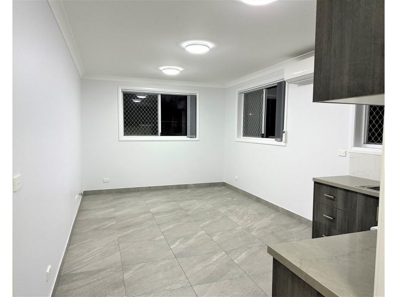 1 Lascelles Lane, Greenacre NSW 2190