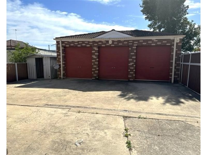 42 Moore Street, Campsie NSW 2194