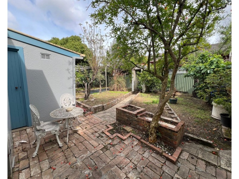 647 Forest Rd, Bexley NSW 2207