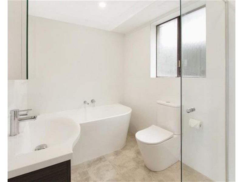 4/28 Cecil Street, Ashfield NSW 2131