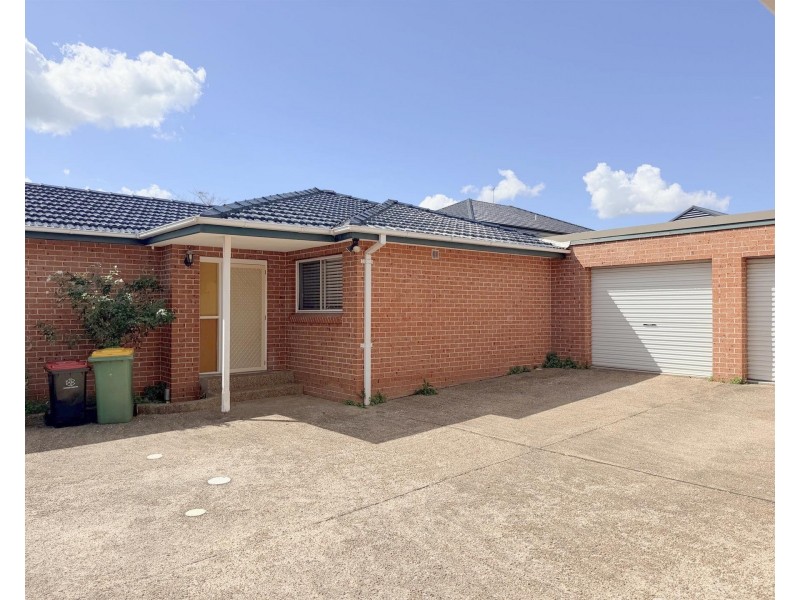 3/129 Mimosa Road, Greenacre NSW 2190