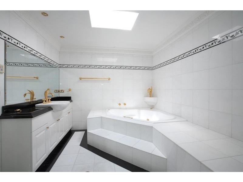 83 Junction Rd, Wahroonga NSW 2076