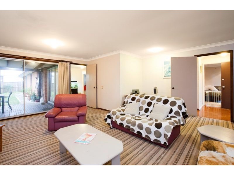 2 North St, Mount Colah NSW 2079