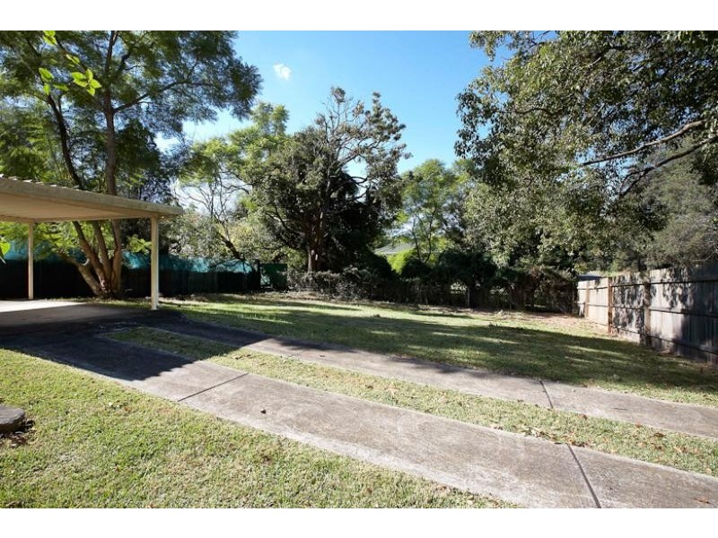 2 Belmont Pde, Mount Colah NSW 2079