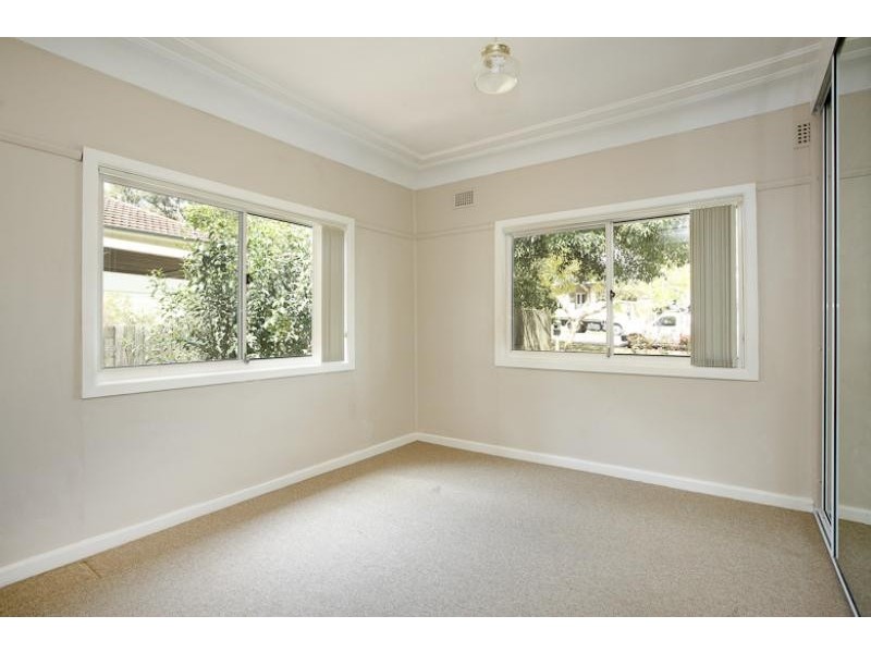 14 Lady St, Mount Colah NSW 2079