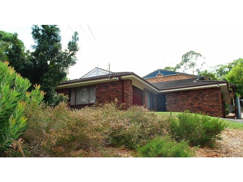 8 Lancelot St, Mount Colah NSW 2079