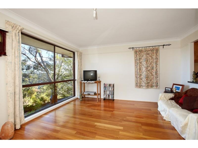 4 Merlin Cl, Mount Colah NSW 2079