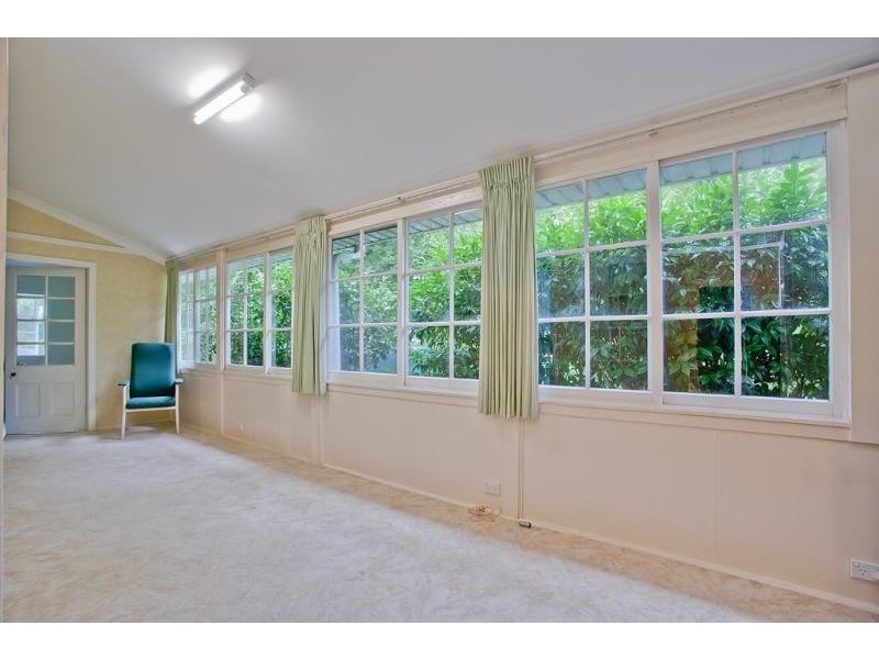 19 Queens  Rd, Asquith NSW 2077