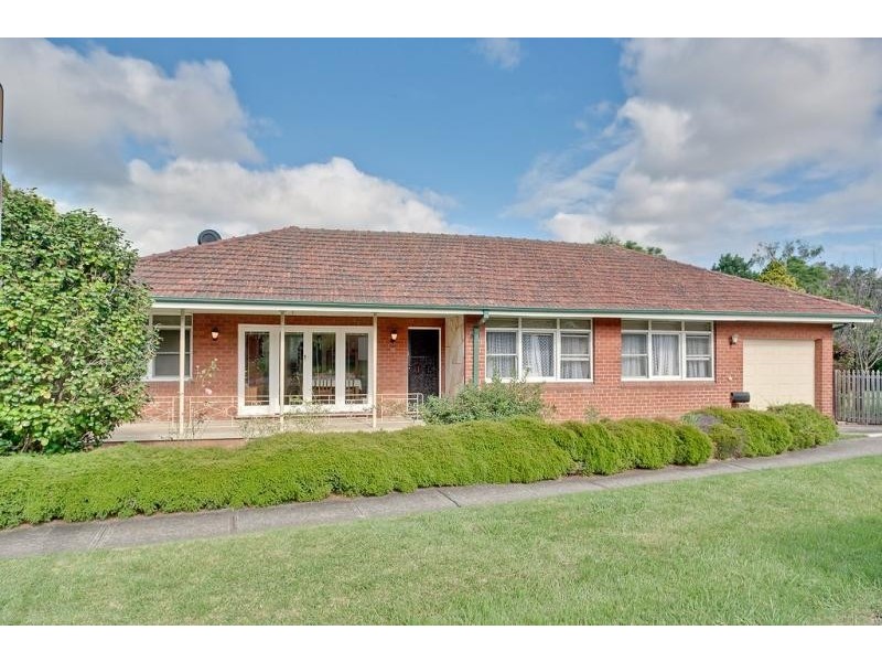 8 Dudley St, Asquith NSW 2077