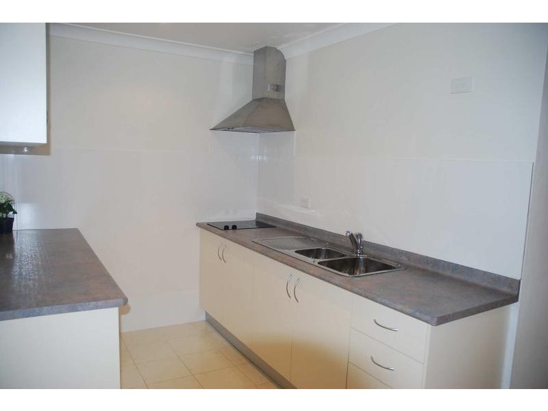 8a Bolton Ave, Mount Colah NSW 2079