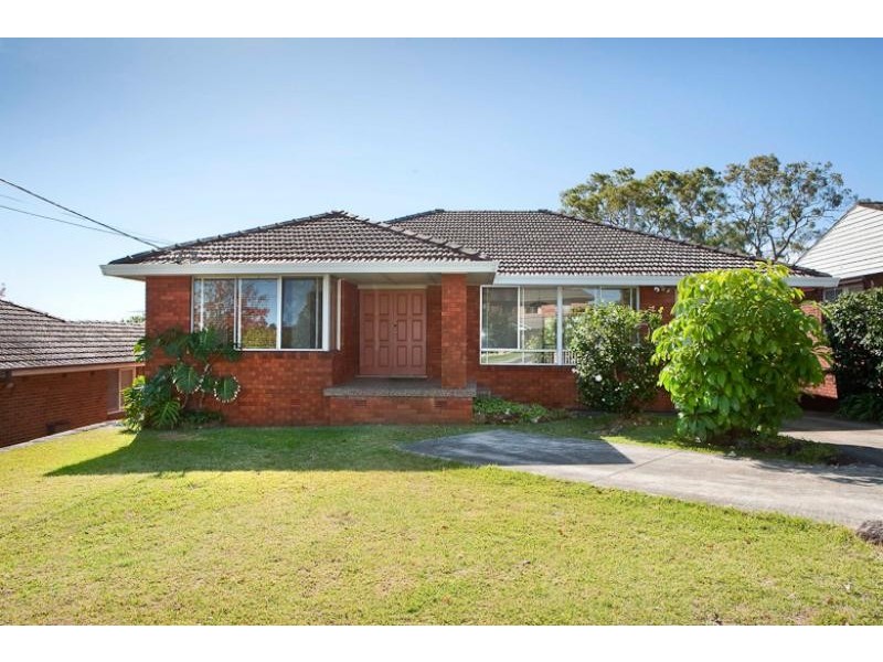 4 Amaroo Ave, Mount Colah NSW 2079