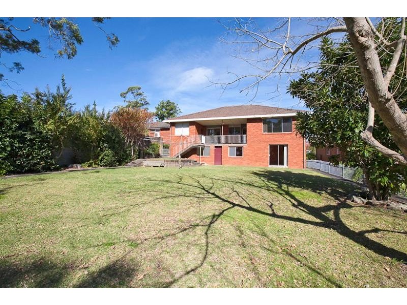 4 Amaroo Ave, Mount Colah NSW 2079