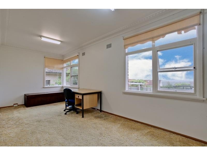 48 Kuring-gai Chase Rd, Mount Colah NSW 2079