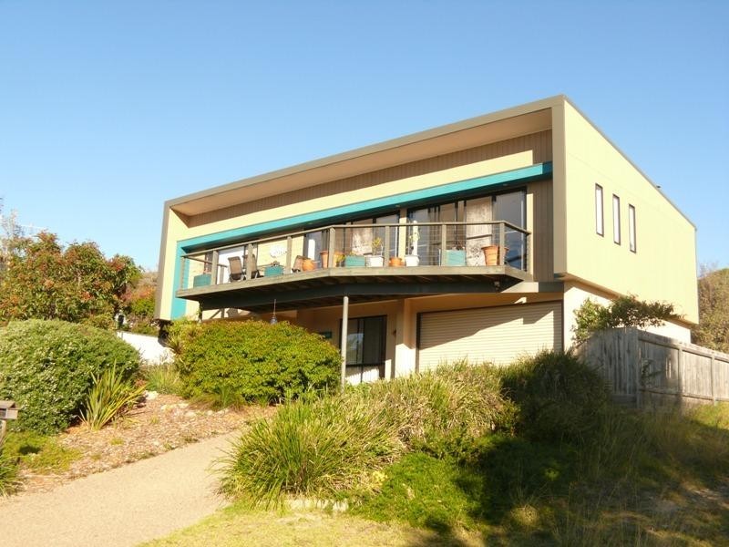 30 Bournda Cct, Tura Beach NSW 2548