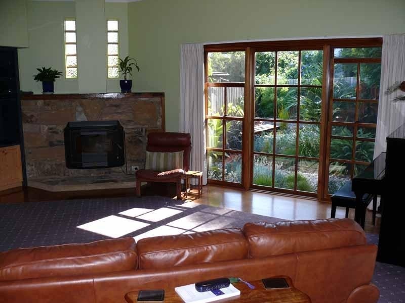 6 Apoona St, Merimbula NSW 2548