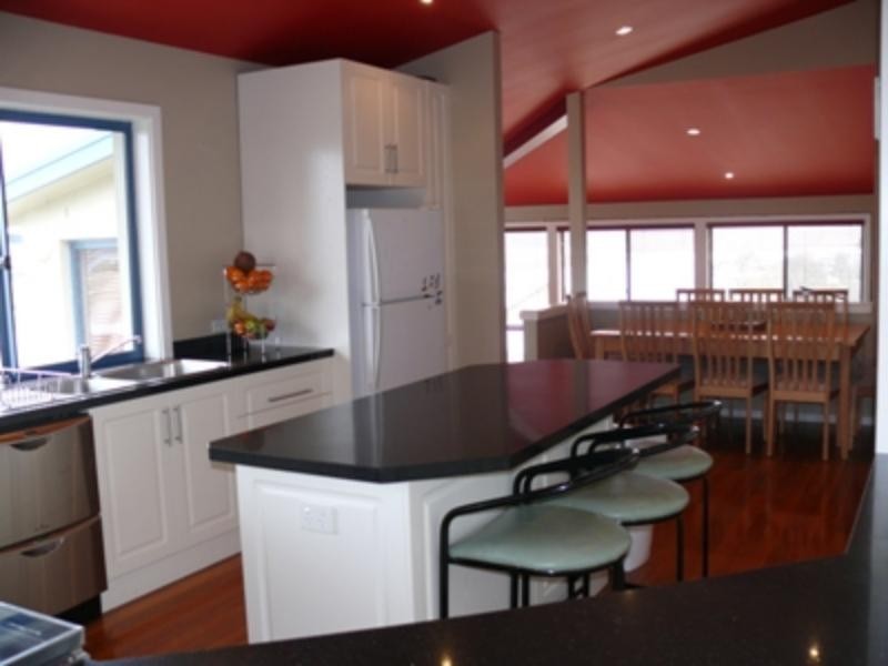22 John Cl, Merimbula NSW 2548
