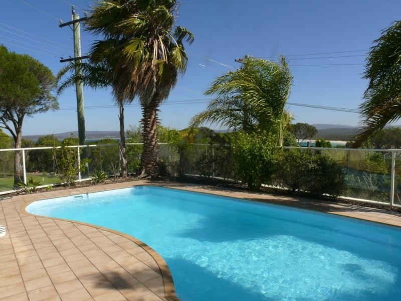 62 Lake St, Merimbula NSW 2548
