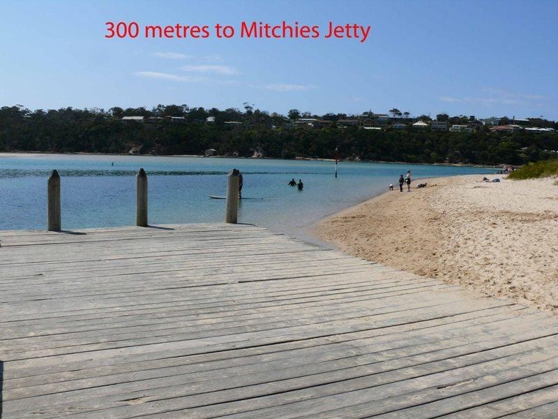3/9 Ocean  Dr, Merimbula NSW 2548