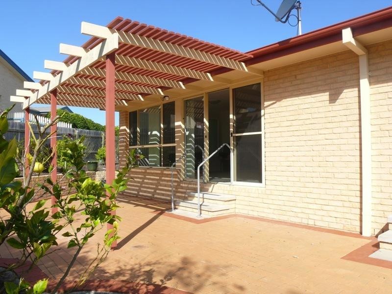 3 McKillop Ct, Tura Beach NSW 2548