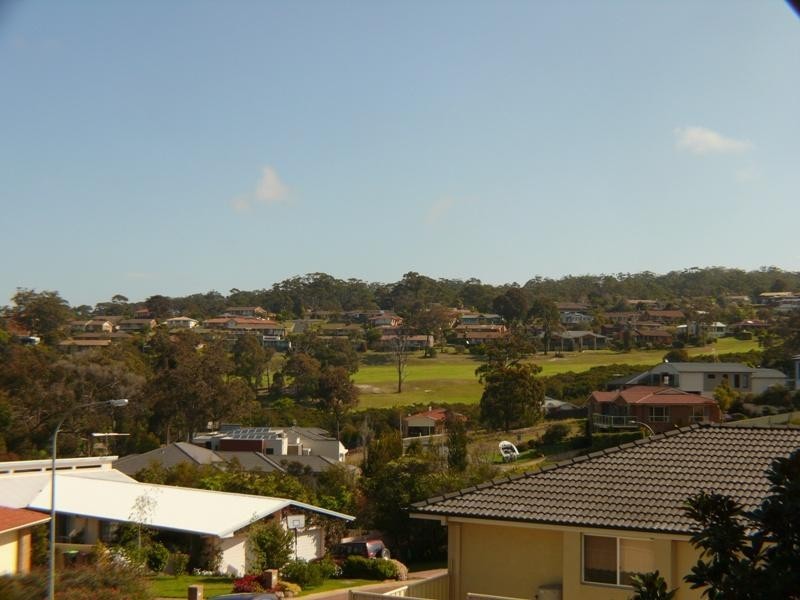 3 McKillop Ct, Tura Beach NSW 2548