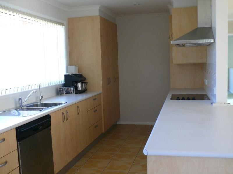 3 McKillop Ct, Tura Beach NSW 2548