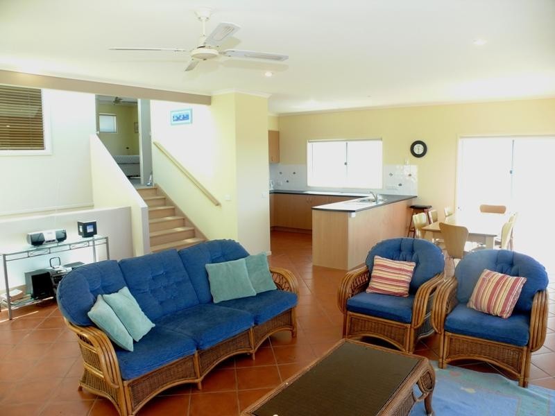 2/180 Pacific  Way, Tura Beach NSW 2548