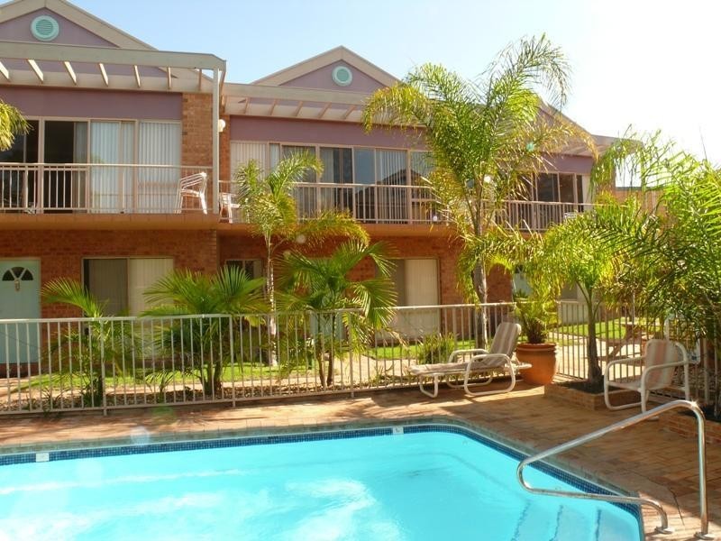 5/1 Ocean  Dr, Merimbula NSW 2548