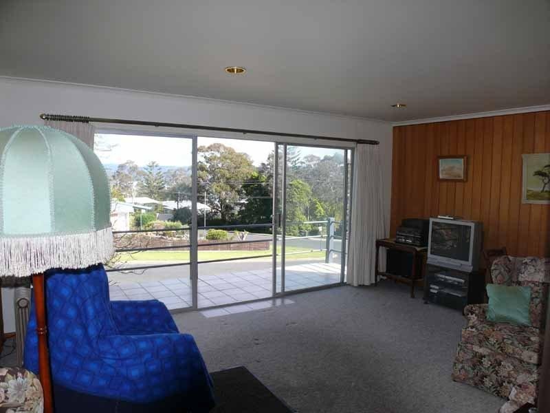 2 Apoona  St, Merimbula NSW 2548