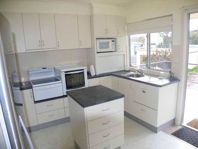 2 Apoona  St, Merimbula NSW 2548