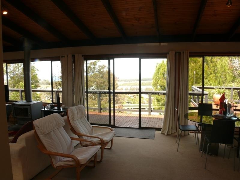 4 Doyle Pl, Merimbula NSW 2548