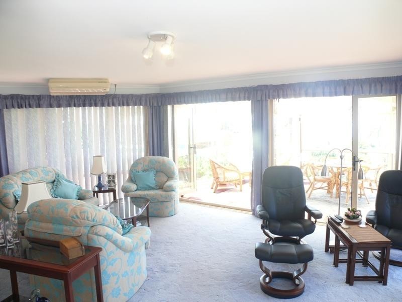 9 Beachview  Ct, Tura Beach NSW 2548