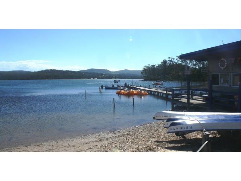 14 Salmon Ct, Merimbula NSW 2548